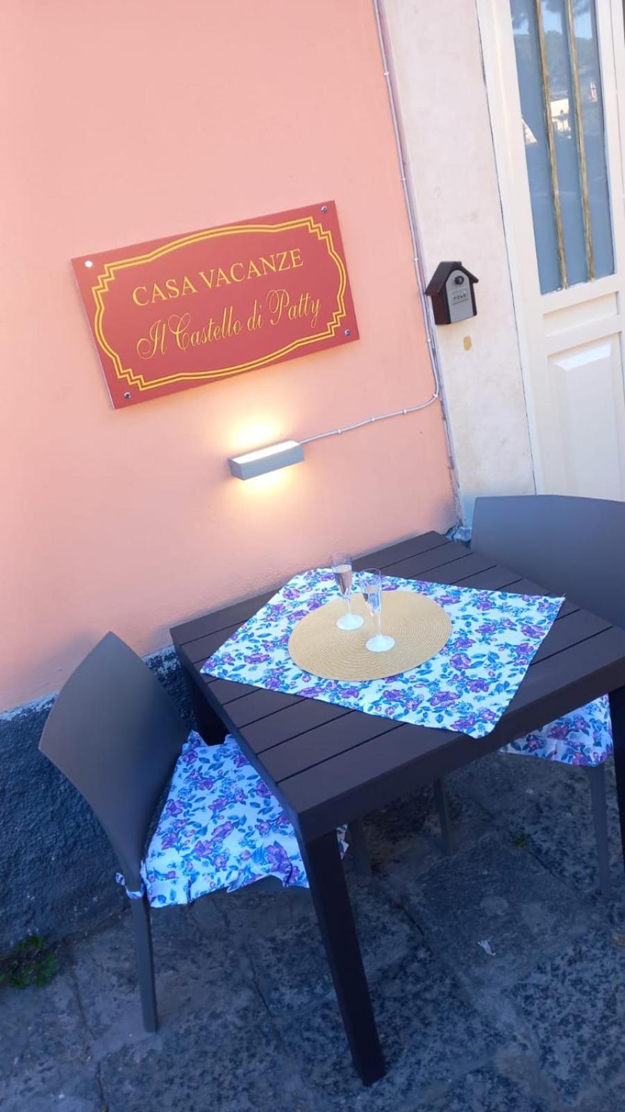 Il Castello Di Patty Appartement Catánia Buitenkant foto